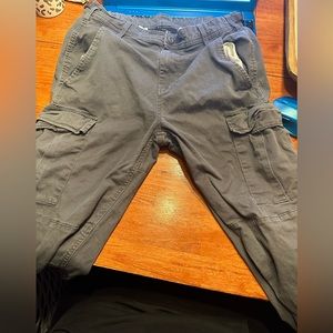 No Boundaries Grey Cargo Pants